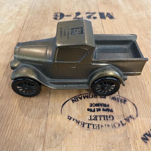 Vintage Advertising First Federal Savings of Detroit Metal Chevy Pick-Up Truck - Picture 2 of 11